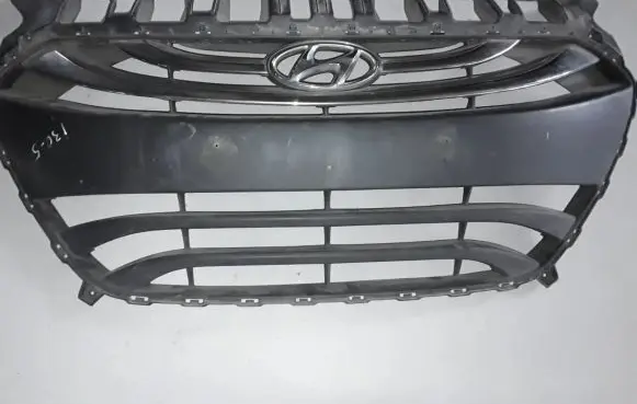 Hyundai i30 Front grill 86351A6010