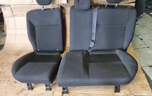 Ford Focus Second row seats 