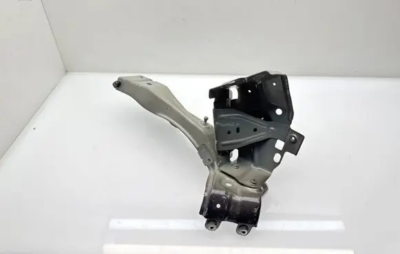 BMW iX Other engine bay part 873720304 007720
