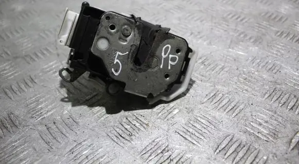 Peugeot Bipper Front door lock