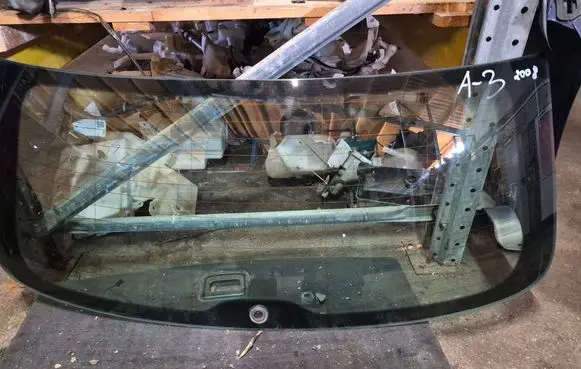 Audi A3 S3 8P Rear windscreen/windshield window 