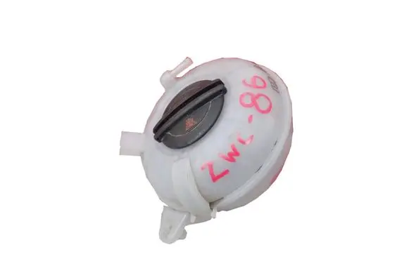 Volkswagen Golf VII Coolant expansion tank/reservoir 5Q0121407H