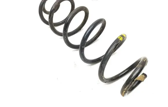 Nissan Qashqai J12 Rear coil spring