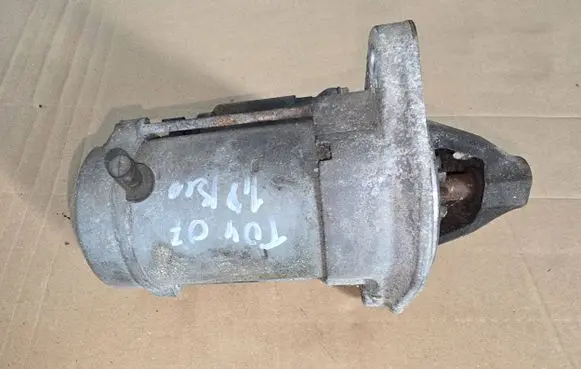 Toyota Avensis T250 Starter motor 28100 9642809450