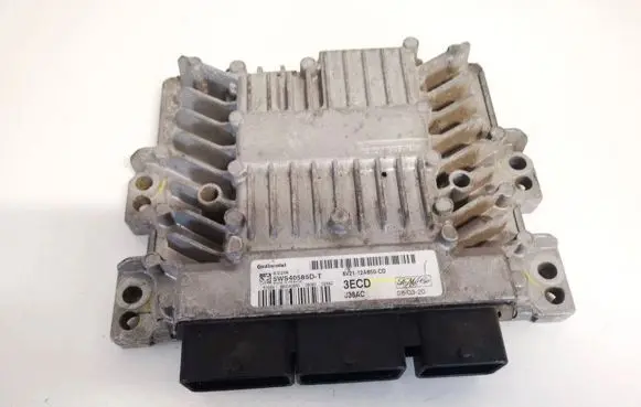 Mazda 2 Engine control unit/module 8v2112a650cd 8v21-12a650-cd