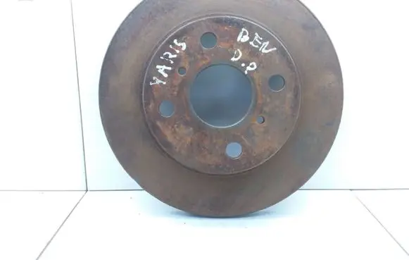 Toyota Yaris Front brake disc