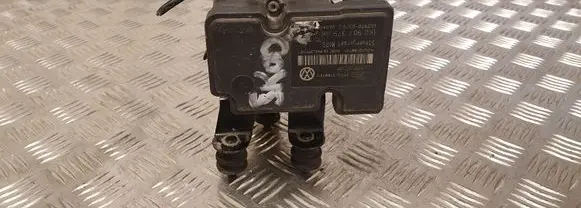 Volkswagen Golf V ABS Pump 1K0907379AK