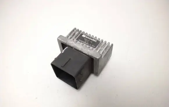 Renault Megane II Glow plug pre-heat relay 9640469680 BDU712