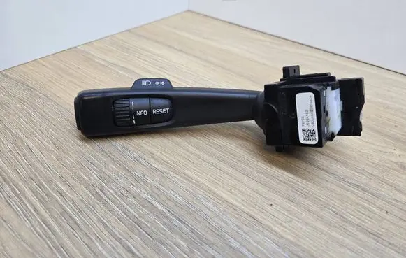 Volvo V70 Indicator stalk 31264162