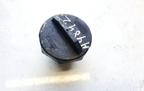 Volkswagen PASSAT B4 Fuel tank filler cap 