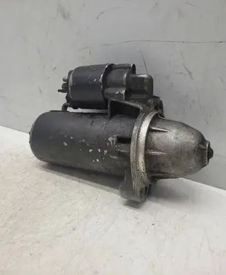 Mercedes-Benz E W124 Starter motor 1005821056