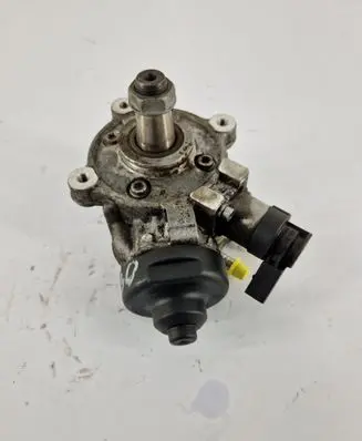 Skoda Octavia Mk3 (5E) Fuel injection high pressure pump 0445010537