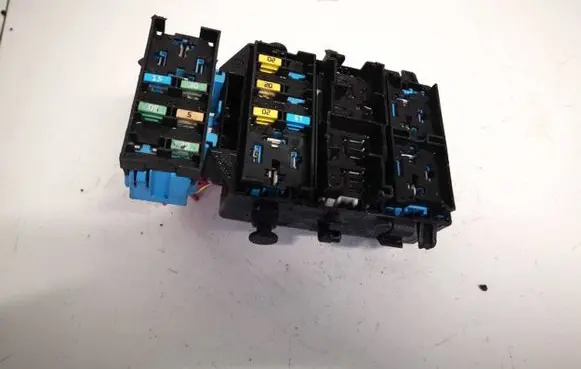 Renault Espace - Grand espace IV Fuse box set 8200003634