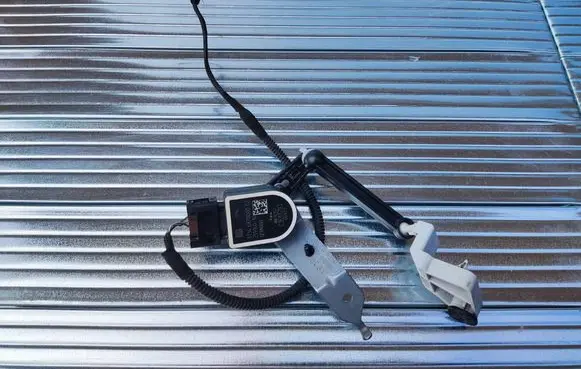 BMW 3 G20 G21 Headlight/headlamp level sensor 6870000 6888955 6894095