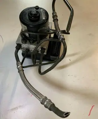BMW 3 E46 ABS Pump 6759045 6759047
