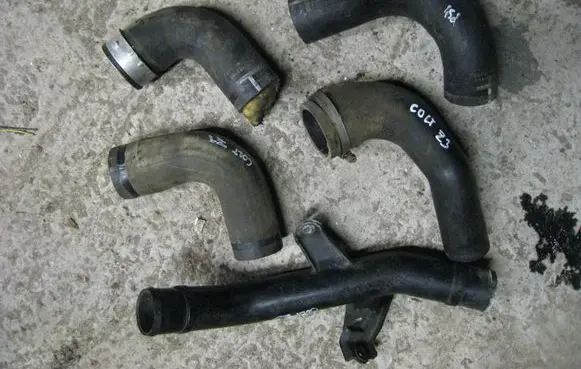 Mitsubishi Colt Intercooler hose/pipe MR597617 MR597619 MN135255
