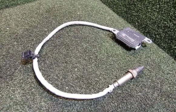 Renault Master III Lambda probe sensor 227909181R