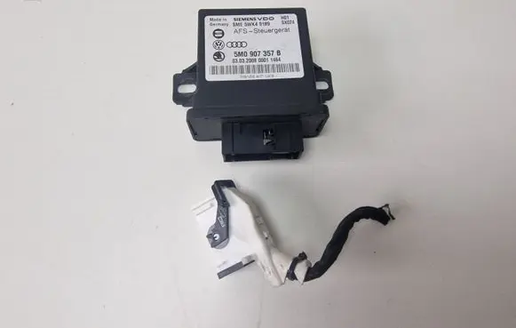 Volkswagen PASSAT B6 Light module LCM 5M0907357B