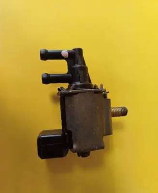 Mitsubishi Galant Turbo solenoid valve K5T48086