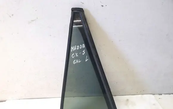 Mazda CX-5 Rear vent window glass E643R005844