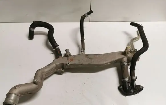 Subaru Outback (BS) Engine coolant pipe/hose