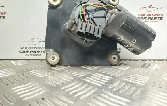 Volvo S40, V40 Wiper motor 0390241170
