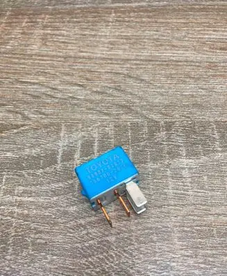 Toyota RAV 4 (XA30) Other relay 9098702027 1567002870