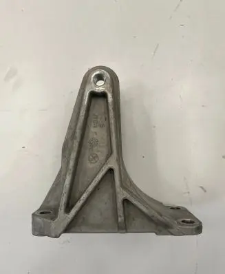 Nissan Leaf II (ZE1) Bracket in trunk/boot 