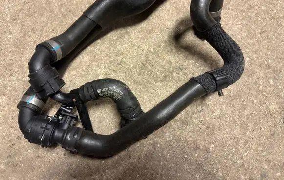 Audi A6 S6 C8 4K Engine coolant pipe/hose 05L122157br 4k0819344a
