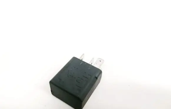 Opel Zafira A Other relay 24432680 70221