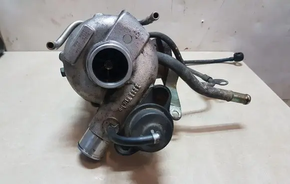 Toyota Avensis T220 Turbo 1720127010