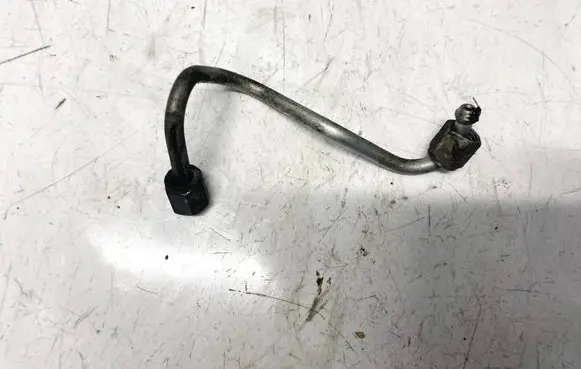 Subaru Impreza III Fuel line pipe