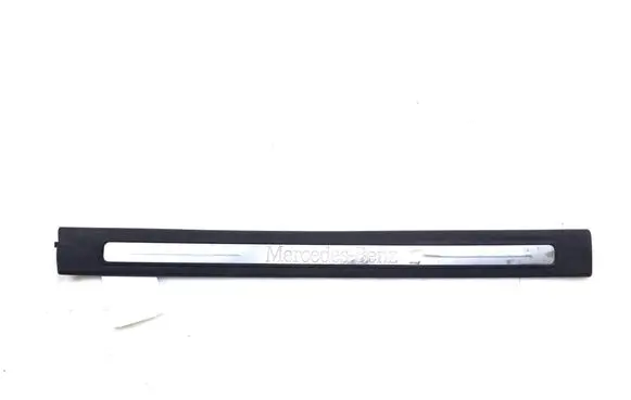 Mercedes-Benz A W169 Front sill trim cover A1696800074