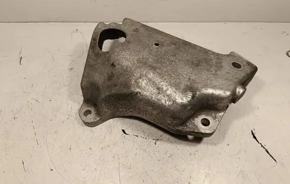 BMW 5 F10 F11 Engine mounting bracket 6781241