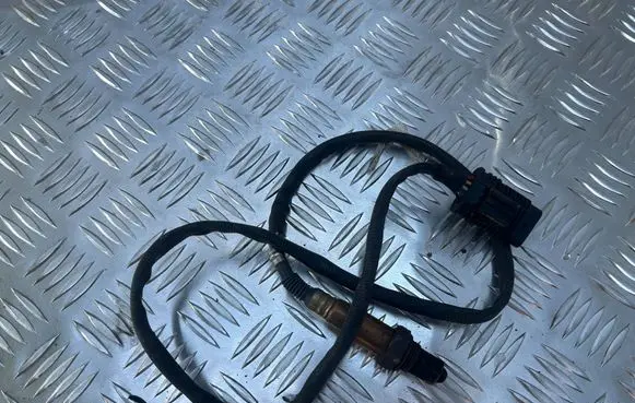 BMW 7 G11 G12 Lambda probe sensor 8650474