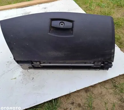 BMW 5 E60 E61 Glove box 7034080