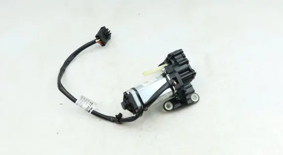 Steering wheel axle set