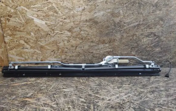 Mercedes-Benz S AMG W220 Electric rear window sunshade cover A2208100020