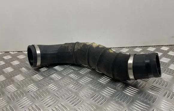Intercooler hose/pipe