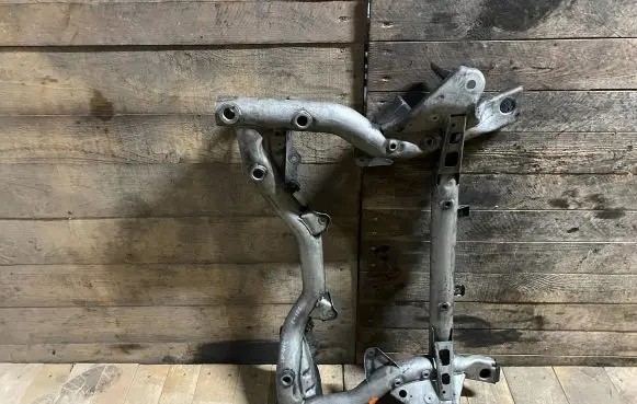 Mercedes-Benz E W212 Front subframe