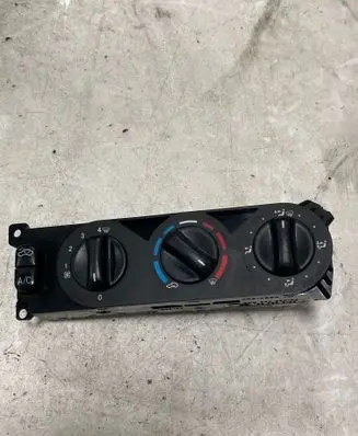 Mercedes-Benz ML W163 Climate control unit 1638300185 5HB96309800