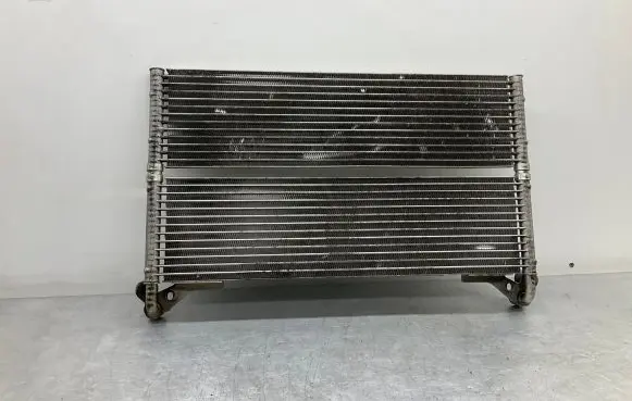 BMW 5 E60 E61 Engine oil radiator 7560965