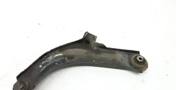 Renault Modus Front lower control arm/wishbone 8200744092
