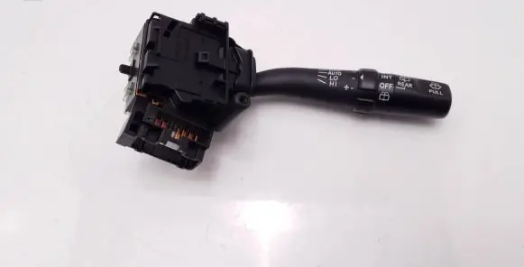 Toyota Avensis T250 Wiper control stalk 173654