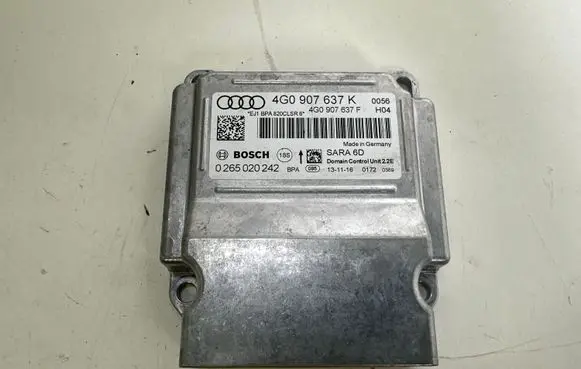 Audi A7 S7 4G Airbag control unit/module 4G0907637K