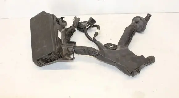 Toyota C-HR I Fuse module 8264147050A