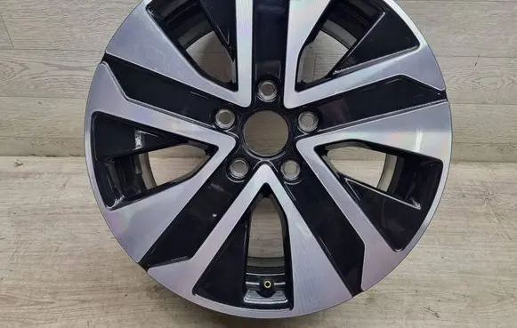 Volkswagen Touran II R16 alloy rim 5TA601025AC