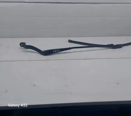 Ford S-MAX Front wiper blade arm 6M2117526AD