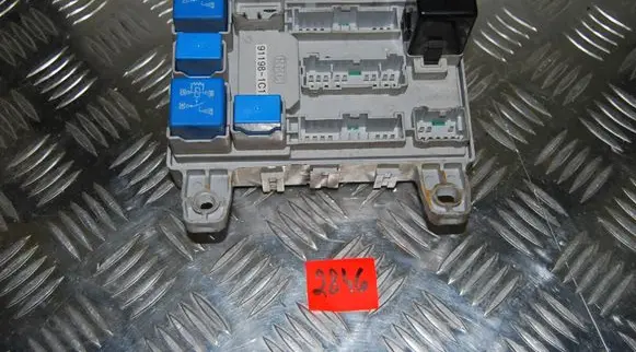 Hyundai Getz Fuse module 911981C120