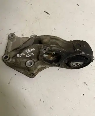 Citroen C4 I Driveshaft support bearing bracket 484202